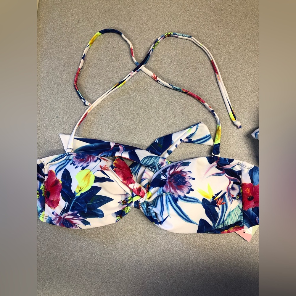 Strapless Pattern Swimsuit Set - Picture 3 of 7